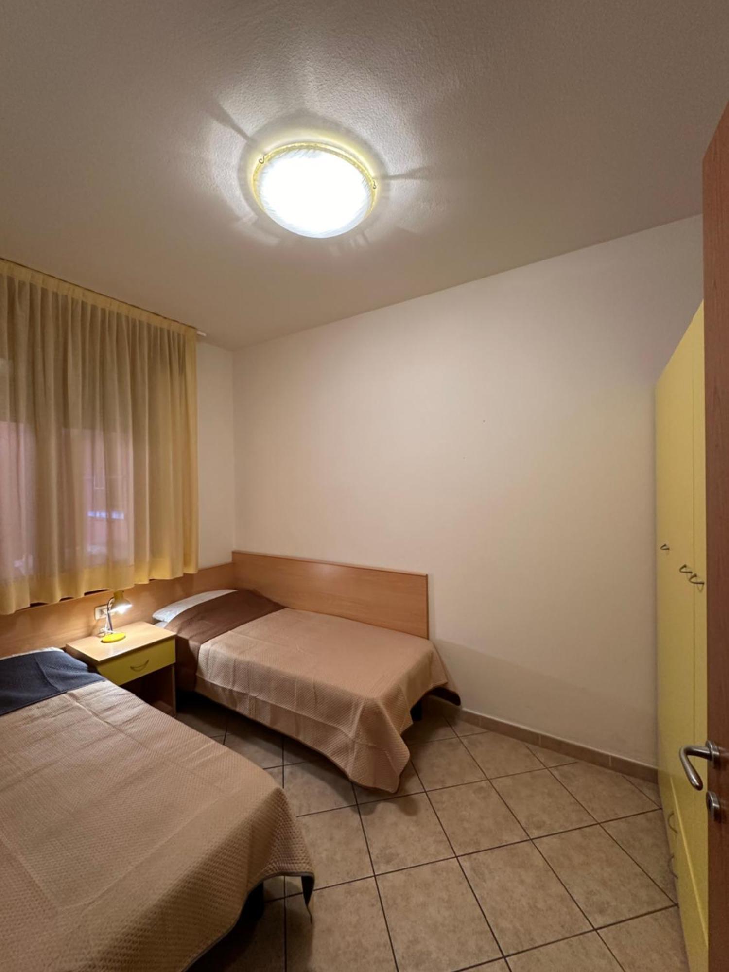 Residence Guardamar - Agenzia Cocal Каорле Екстериор снимка